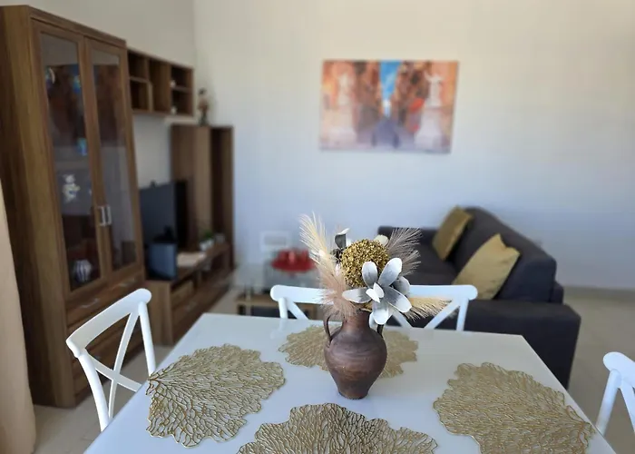 Sunset F Seaviews Apartment